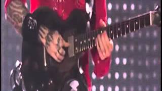 Richard Fortus solo James Bond Theme Guns N Roses Live at The Forum 12 21 11 Pro Shot wmv [upl. by Florella]