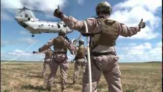 Marines Practice Special Insertion And Extraction From A CH46 Sea Knight Helicopter [upl. by Sualokin]