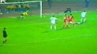 Duisburg vs Bayern 198182 [upl. by Dlaner]