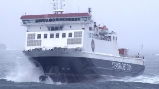 Gale Force Winds  Ben My Chree  Arrival in Douglas [upl. by Lulita]