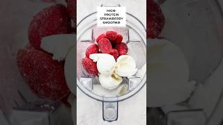 4ingredient Highprotein Strawberry Smoothie🩷strawberry smoothie 🍓 healthyrecipes highprotein [upl. by Adalai]