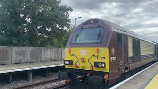 British Pullman class 67 021 and 67 024 slowly pulling into whitstable with a single tone [upl. by Mayer330]