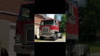 8v71 Detroit Diesel Coldstart 1973 GMC Astro Cabover Semi DetroitDiesel 8v71 cabover semi truck [upl. by Reiss340]