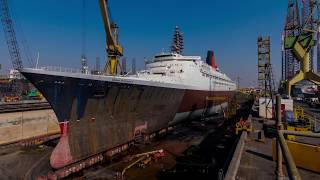 Queen Elizabeth 2  Drydocks World [upl. by Havot]