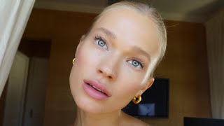 INSANELY GLOWY MAKEUP LOOK in 5 min  model makeup  Vita Sidorkina [upl. by Hagar]