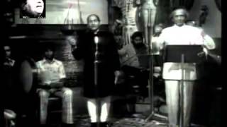 O Duniya Ke Rakhwale  Mohammad Rafi Live With Naushadmp4 [upl. by Laban379]