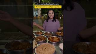 Vadodaras 18 years old famous Nonveg Restaurant  street food  food vlog foodieshort [upl. by Gierc]