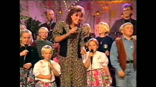 Lotta Engberg  Fyra Bugg och en CocaCola Live 1993 [upl. by Nicolau359]