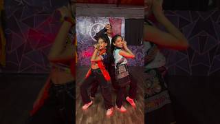 Choli Ke Peeche remix Shorts TrendingOnShorts ytshorts dance choreo dancewithsayali4965 [upl. by Sanoj]