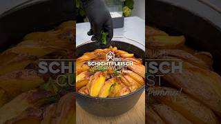 Schichtfleisch Pommes Currywurst im Dutch Oven 👴🏻👍🏻🔥 [upl. by Ahsiener]