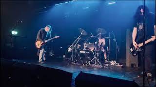 Nirvana UK…Nirvana tribute band “Scentless apprentice” [upl. by Aikemehs]