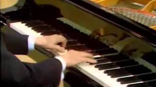 wilhelm kempff plays beethovens Moonlight sonata complete songwmv [upl. by Leclair]