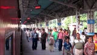 Sealdah Departure and Ganga Crossing at Dakshineshwar Sealdah Rajdhani Express [upl. by Kwei]