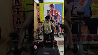 shorts latihan bahu di gym [upl. by Subocaj]