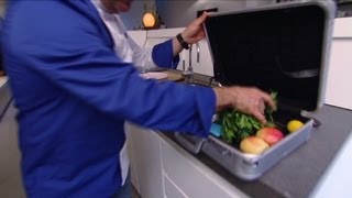 Waldorf salade  SOS Piet  VTM Koken [upl. by Bicknell]