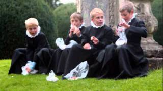 Tewkesbury Abbey Schola Cantorum  Linden LeaVWilliamswmv [upl. by Rebeka]