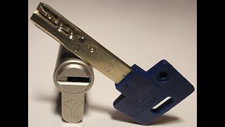 L222 MulTLock Interactive Plus Euro Cylinder Lock  pick and gut [upl. by Doherty]