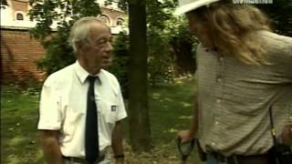 Time Team S02E04 The Archbishops Back Garden Lambeth Palace London [upl. by Lissak]