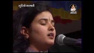 Mann Mor Bani Thangat Kare  Poonam Gondaliya  Ghumli Live Programme [upl. by Siraj]