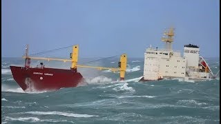 Largest Bulk Carrier Ships amp Icebreakers Work In Massive Storm [upl. by Yenterb]