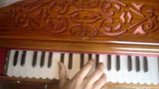 Nusrat Fateh Ali Khan  sason ki mala pe on the harmonium [upl. by Arah]