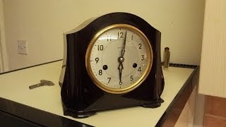 Vintage Bakelite Smiths Enfield mantel clock [upl. by Nyletak]