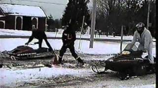 Rupp Magnum 800 vintage snowmobile vs Cat 1050 lake racer [upl. by Domella]