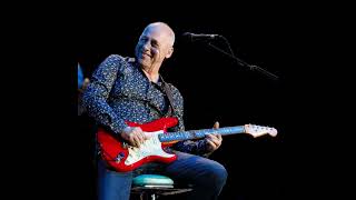 I dug up a diamond  Mark Knopfler  05072013  Bad Mergentheim Germany [upl. by Akcimat]