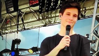 Wincent Weiss  Nur ein Herzschlag entfernt  Live  Rewe Family Stuttgart 2017  Wincent Weiss Live [upl. by Adarbil]