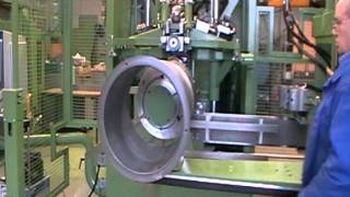 Nodi flanging machine  Lift for axial [upl. by Imeon689]