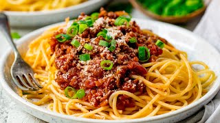 Quick and Easy Spaghetti Bolognese  Family Favourite [upl. by Yeung]