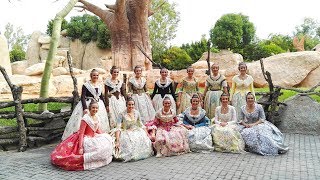 Las candidatas a Fallera Mayor de València 2018 visitan BIOPARC [upl. by Lilian]