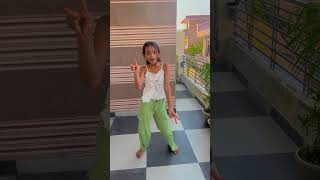 Mrlova lova song dance bollywoodsongs bollywood song music hindisong dance [upl. by Gabriella]