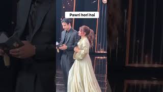 Dananeer Mubeen and Khushal Khan in Hum style award 2024  Pawri ho rahi hai girl on humawards2024 [upl. by Lennahc]