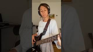 Måneskin  ZITTI E BUONI  Bass Cover 🎸🎶💯😎 bass basscover maneskin bassmusic music bassist [upl. by Rustie]