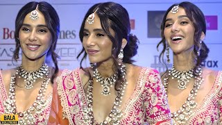 Shibani Dandekar L00KS Super STUNNING In Orange amp Pink Bridal Dress at BTFW 2024 [upl. by Phyllis196]