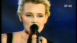 Eva Dahlgren  Stenmannen live 1995 [upl. by Merralee279]