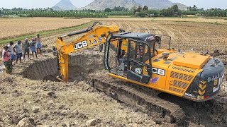 JCB JS205 Excavator Dig New Circular Well at Many Farmer’s together Own Expense [upl. by Ahsoj]