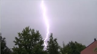 Blitzeinschlag direkt neben mir Unwetter extrem Gewitter Unwetter NRW 220617 [upl. by Almeida]