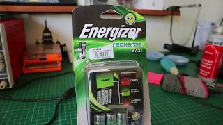 ENERGIZER Charger Baterai 4 Slot AA AAA Lithium Rechargeable Review 82 [upl. by Fiester286]