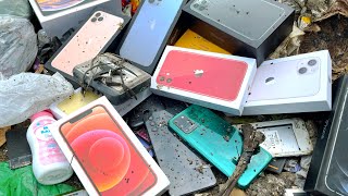 Rich mans trash Found a lot of broken phones and restored them [upl. by Higinbotham]