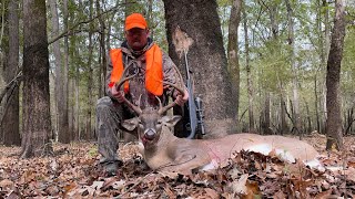 BIG BUCK down Hunting White River bottoms in Arkansas…slipped up on a buck party raisedoutdoors [upl. by Mateya]