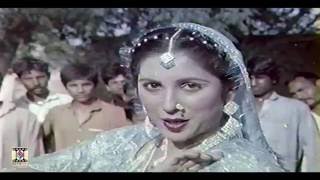 GORAY BADAN TE CHAMKAY KURTA JALI DA  NOOR JEHAN  SAMINA PEERZADA  PAKISTANI FILM JUNG [upl. by Ellenij]