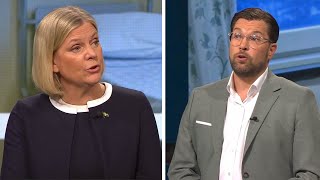 Jimmie Åkesson skyller ifrån sig i debatt om sjukvården [upl. by Assille]