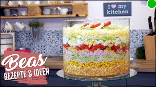 Schichtsalat XXL Rezept 🥇 Partysalat schichten [upl. by Nylidnarb]