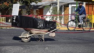 Fabrican hornos crematorios móviles para enfrentar el abandono de cuerpos en las calles de Bolivia [upl. by Suk]