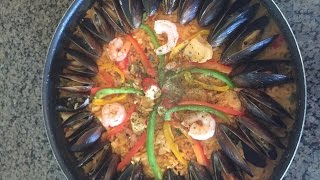 How to Make Paella Recipe  Easy  Quick and Delicious Helenas Kitchen [upl. by Yraccaz]