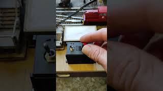 Cheap PWM controller versus Gaugemaster 100 model train controller [upl. by Noiztneb]