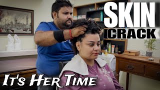 Asmr Skin cracking head massage by Indian Barber Shamboo to Indian Massues Pinky [upl. by Liagabba]