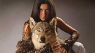 indienne et son loup [upl. by Nodyarg]